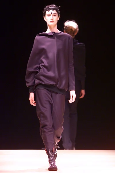 Look 8